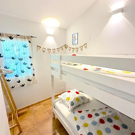 Tatil Evi Familienidyll Mit Pool Nahe Am Mittelmeer