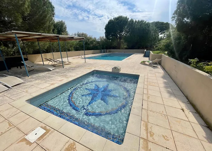 Familienidyll Mit Pool Nahe Am Mittelmeer *